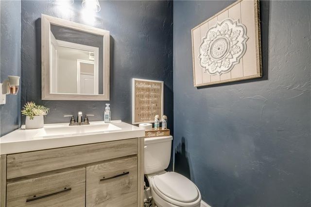 11008 SW 38th Circle, Mustang, OK 73064