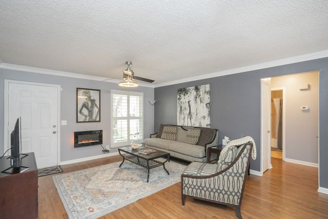 1464 Autumn Knl, Hermitage, TN 37076