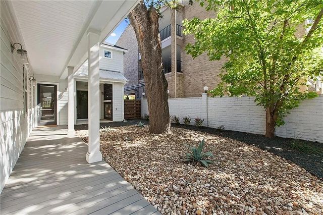 610 W 33rd ST, Austin, TX 78705