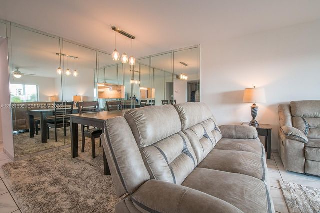 4650 Washington St 502, Hollywood, FL 33021