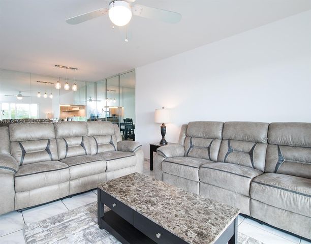 4650 Washington St 502, Hollywood, FL 33021