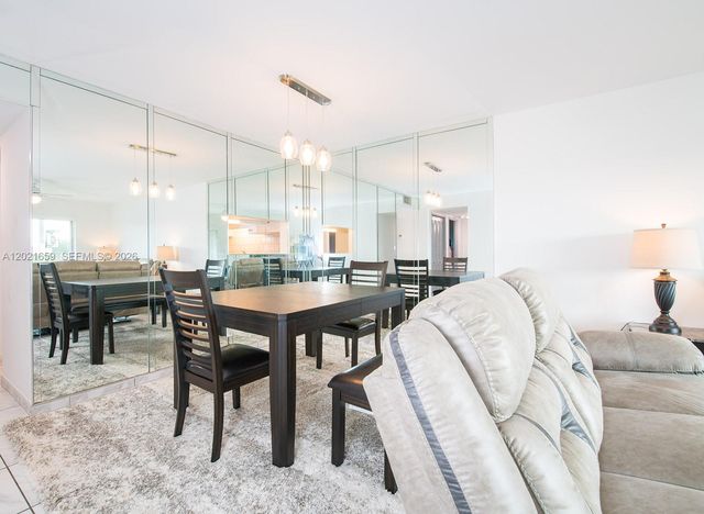 4650 Washington St 502, Hollywood, FL 33021