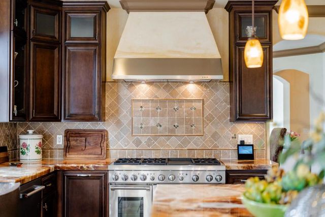 608 Lassen Park Court, Scotts Valley, CA 95066