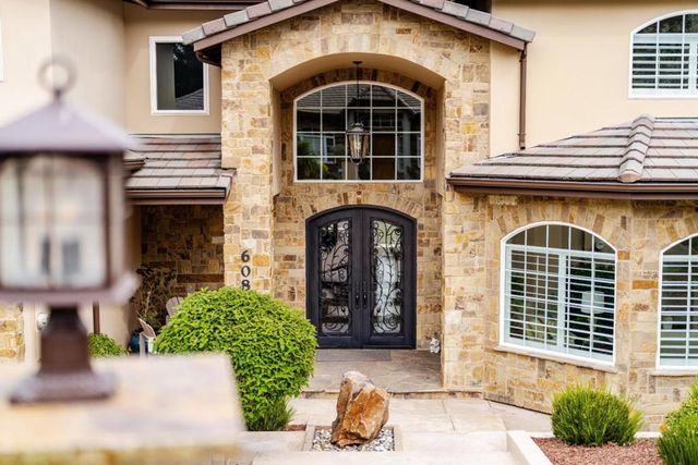 608 Lassen Park Court, Scotts Valley, CA 95066