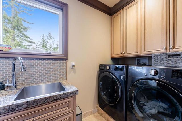 608 Lassen Park Court, Scotts Valley, CA 95066