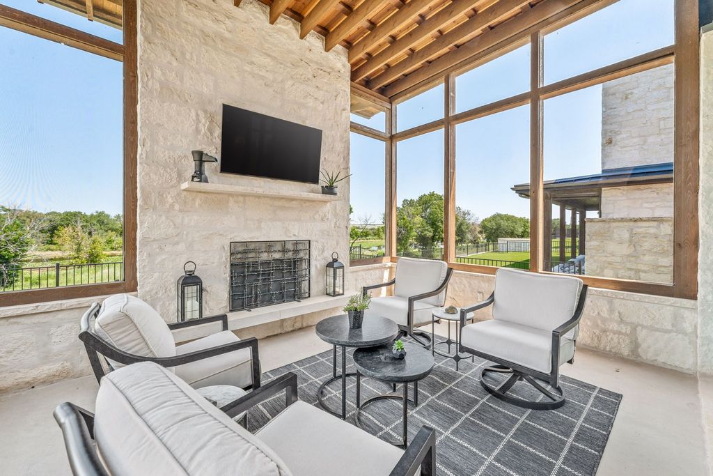480 Ryan Joe Circle, Iredell, TX 76649