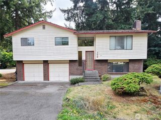 6420 141st Street SW, Edmonds, WA 98026