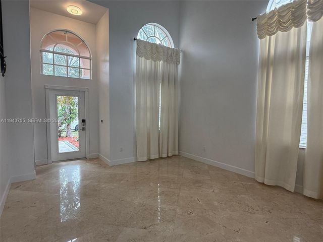 1474 NW 153rd Ln, Pembroke Pines, FL 33028