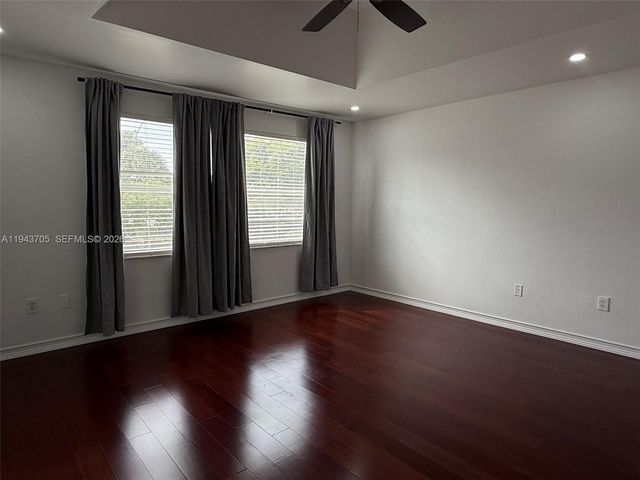 1474 NW 153rd Ln, Pembroke Pines, FL 33028