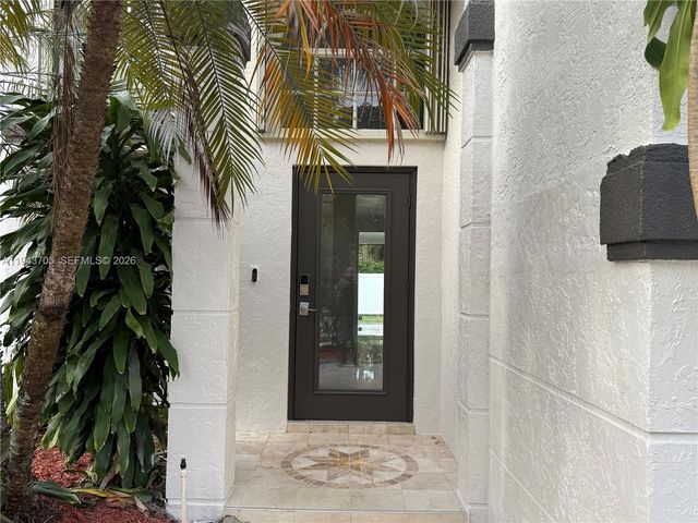 1474 NW 153rd Ln, Pembroke Pines, FL 33028