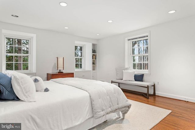 188 ABRAHAMS LN, Villanova, PA 19085