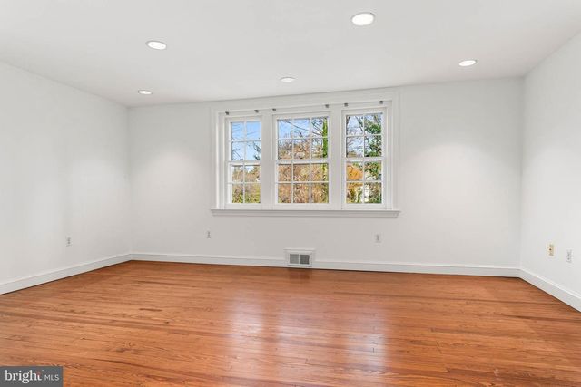 188 ABRAHAMS LN, Villanova, PA 19085