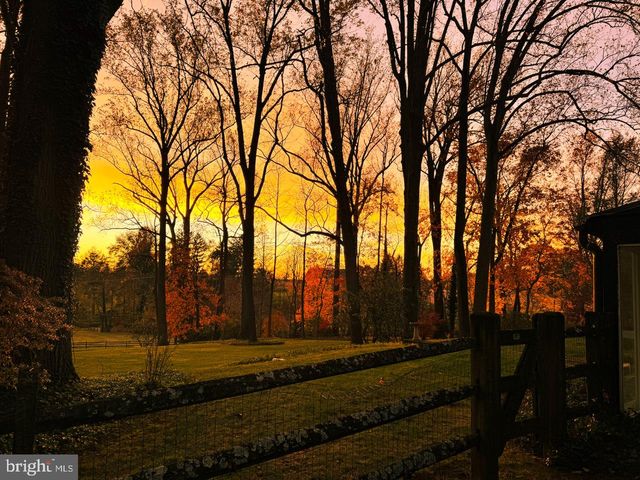 188 ABRAHAMS LN, Villanova, PA 19085