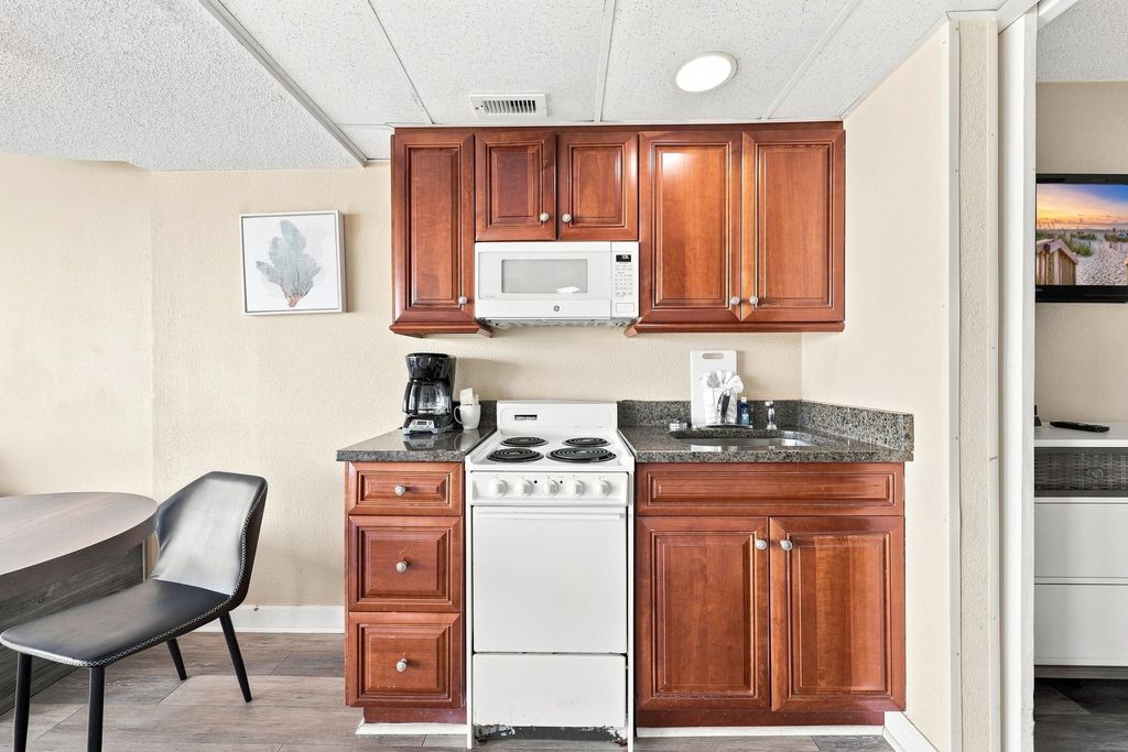 202 70th Ave. N # 403, Myrtle Beach, SC 29572 — photo 3
