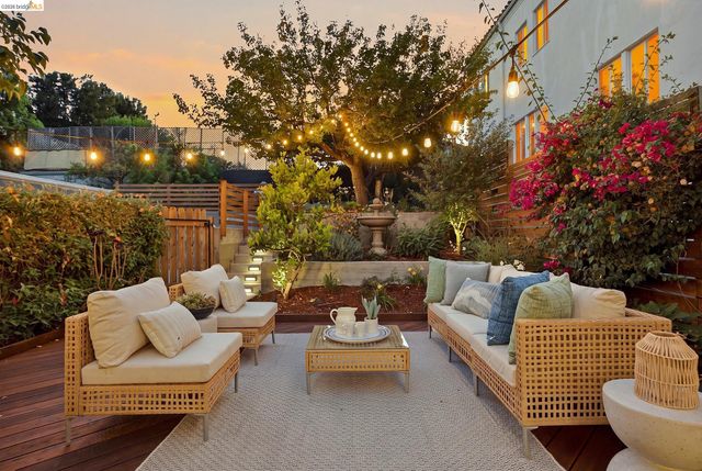 293 Santa Clara Ave., Oakland, CA 94610