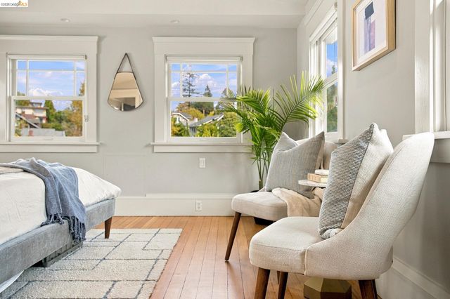 293 Santa Clara Ave., Oakland, CA 94610