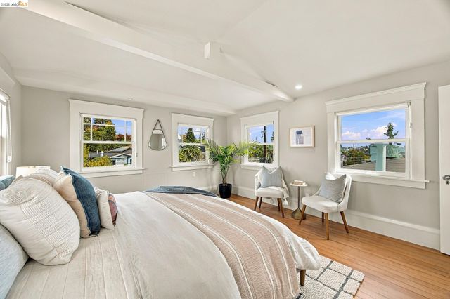 293 Santa Clara Ave., Oakland, CA 94610