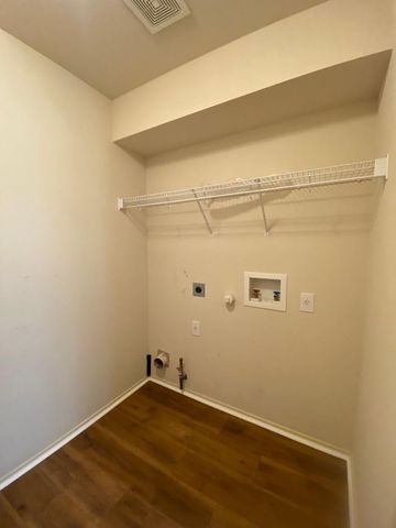 1119 Burgess DR, Leander, TX 78641