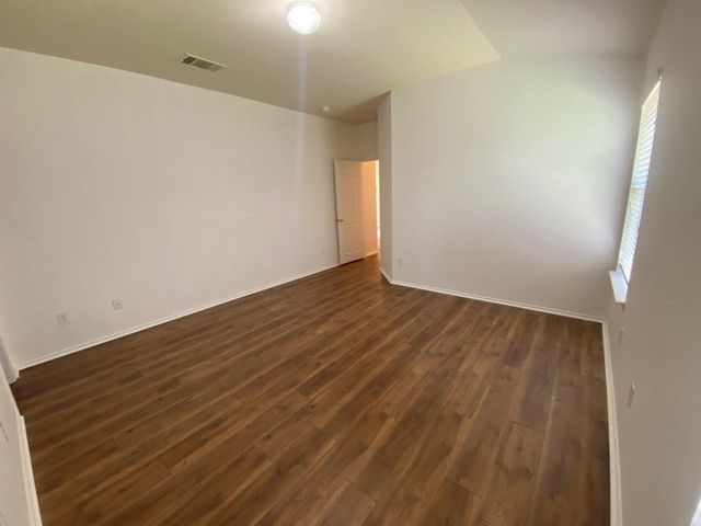 1119 Burgess DR, Leander, TX 78641