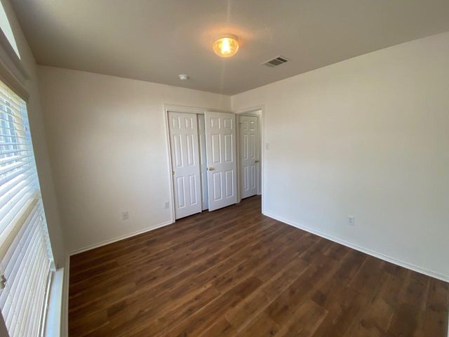 1119 Burgess DR, Leander, TX 78641