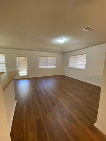 1119 Burgess DR, Leander, TX 78641