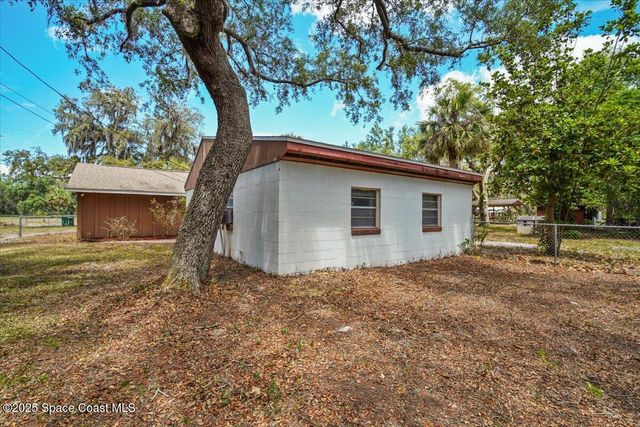 4855 Gandy Road, Mims, FL 32754