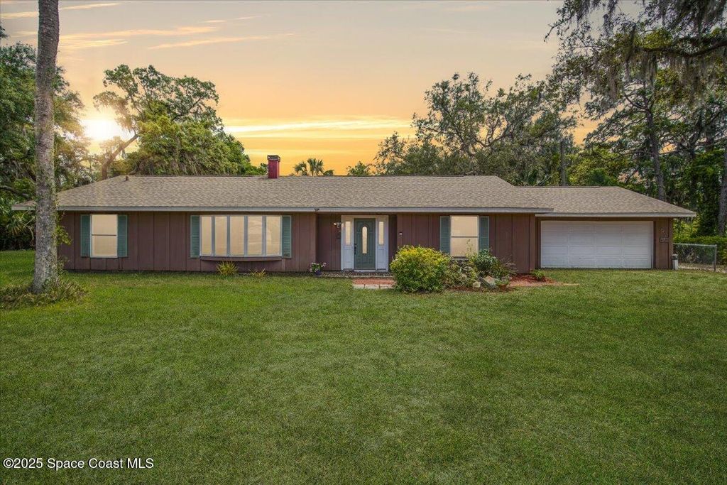 4855 Gandy Road, Mims, FL 32754