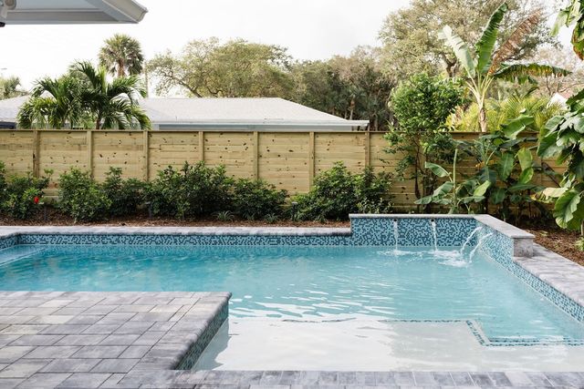 646 Honeysuckle Lane, Vero Beach, FL 32963