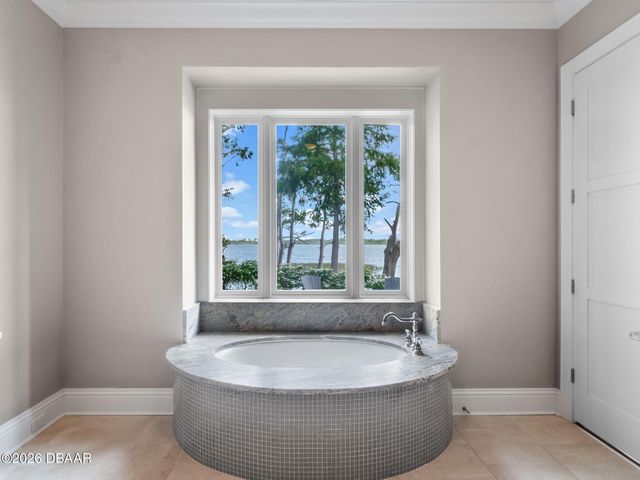 9916 Lone Tree Lane, Orlando, FL 32836