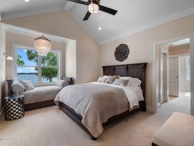 9916 Lone Tree Lane, Orlando, FL 32836