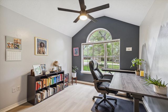 2420 Canter Lane, Conroe, TX 77384