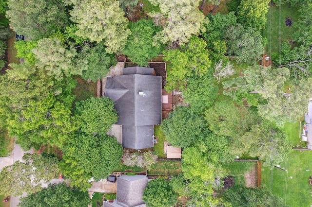 2420 Canter Lane, Conroe, TX 77384