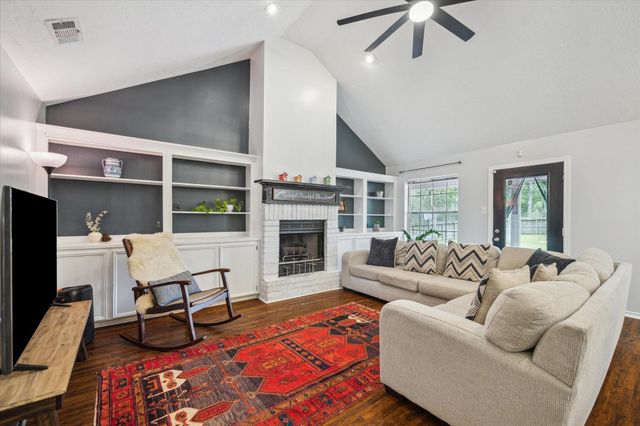 2420 Canter Lane, Conroe, TX 77384