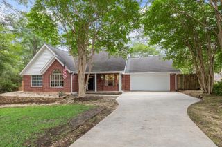 2420 Canter Lane, Conroe, TX 77384