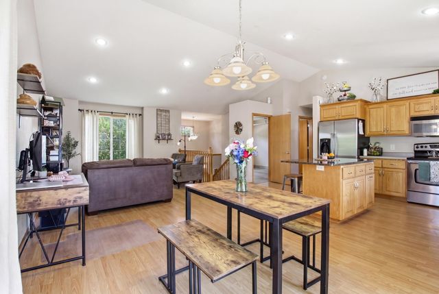 1705 Richland Avenue SW, Willmar, MN 56201