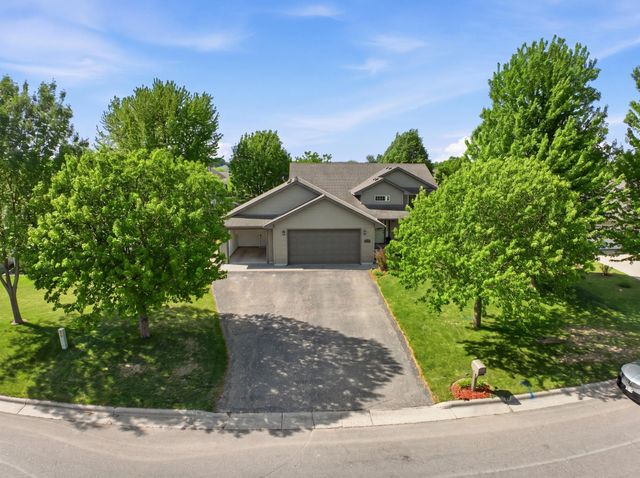 1705 Richland Avenue SW, Willmar, MN 56201