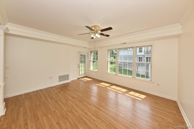 28 N De Baun Avenue 105, Suffern, NY 10901