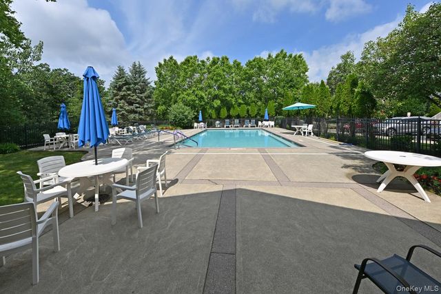 28 N De Baun Avenue 105, Suffern, NY 10901