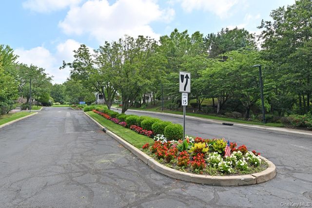 28 N De Baun Avenue 105, Suffern, NY 10901