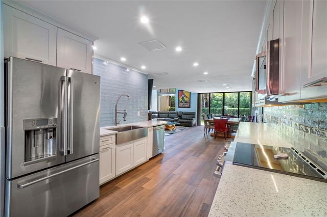 3908 S Ocean Boulevard TH4, Boca Raton, FL 33487