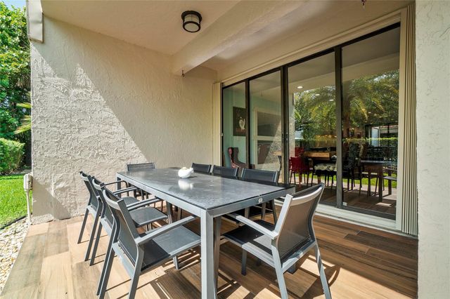 3908 S Ocean Boulevard TH4, Boca Raton, FL 33487