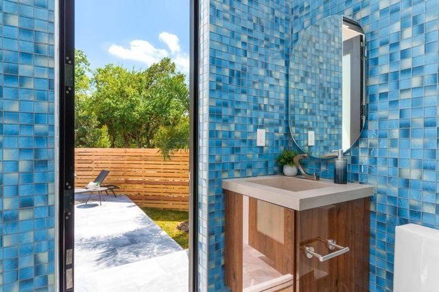 719 SW 11th Street, Fort Lauderdale, FL 33315
