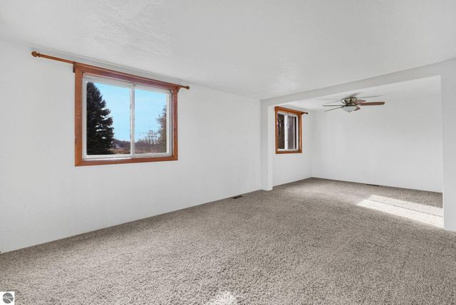 185 N Three Mile Road, Traverse City, MI 49696