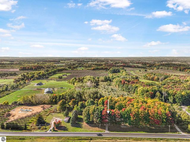 185 N Three Mile Road, Traverse City, MI 49696