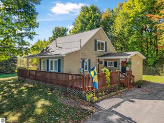 185 N Three Mile Road, Traverse City, MI 49696