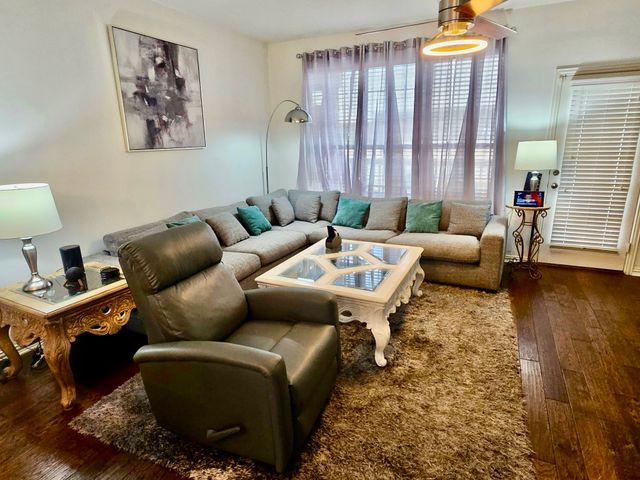 2536 Jacobson Drive, Lewisville, TX 75067