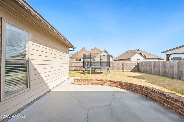 413 Misty Wind Drive, Broussard, LA 70518