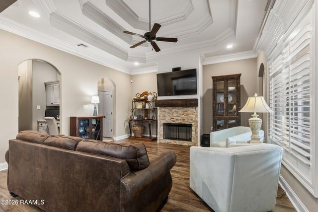 413 Misty Wind Drive, Broussard, LA 70518