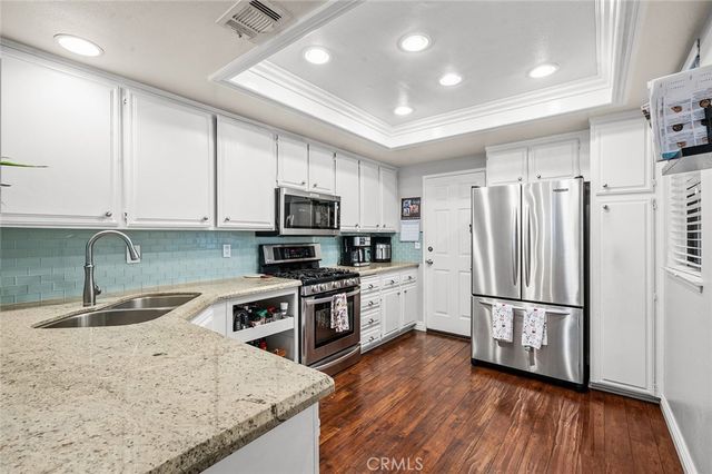 738 Lander, Claremont, CA 91711