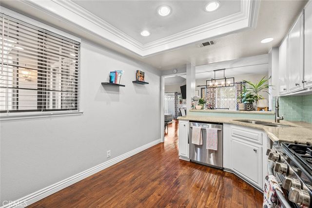 738 Lander, Claremont, CA 91711